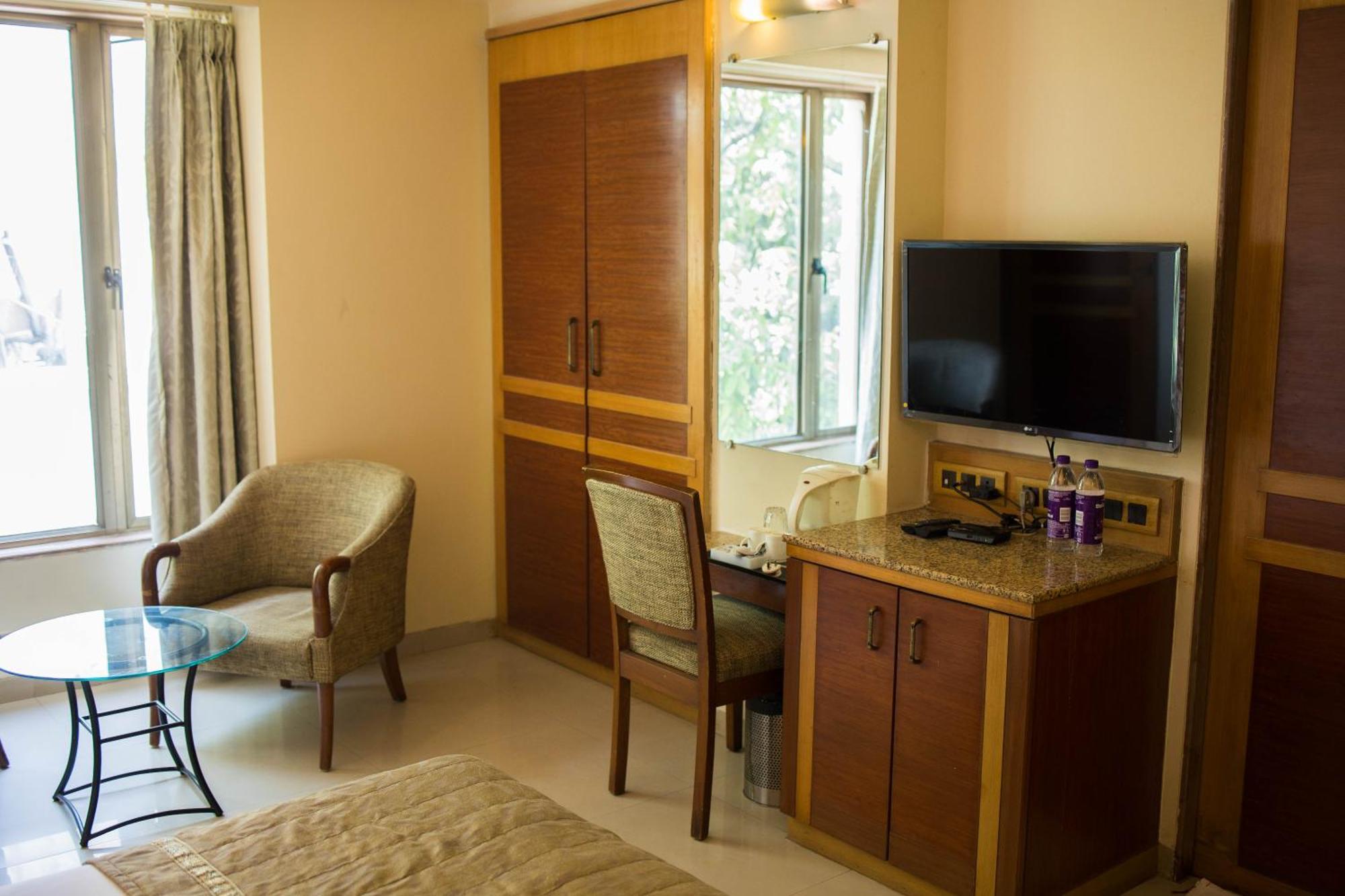 Hotel Deccan Royaale, Shivajinagar Pune Extérieur photo