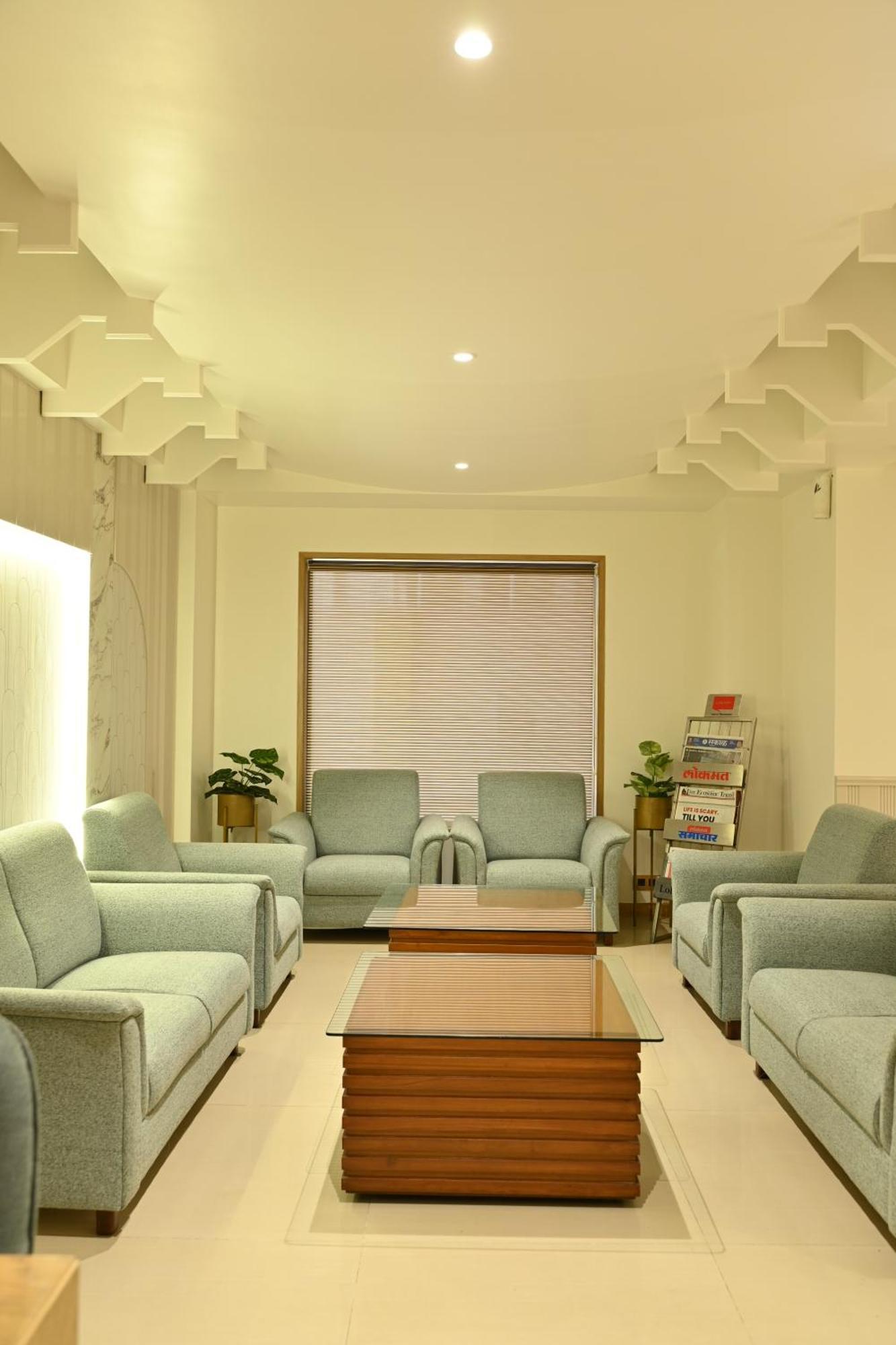 Hotel Deccan Royaale, Shivajinagar Pune Extérieur photo