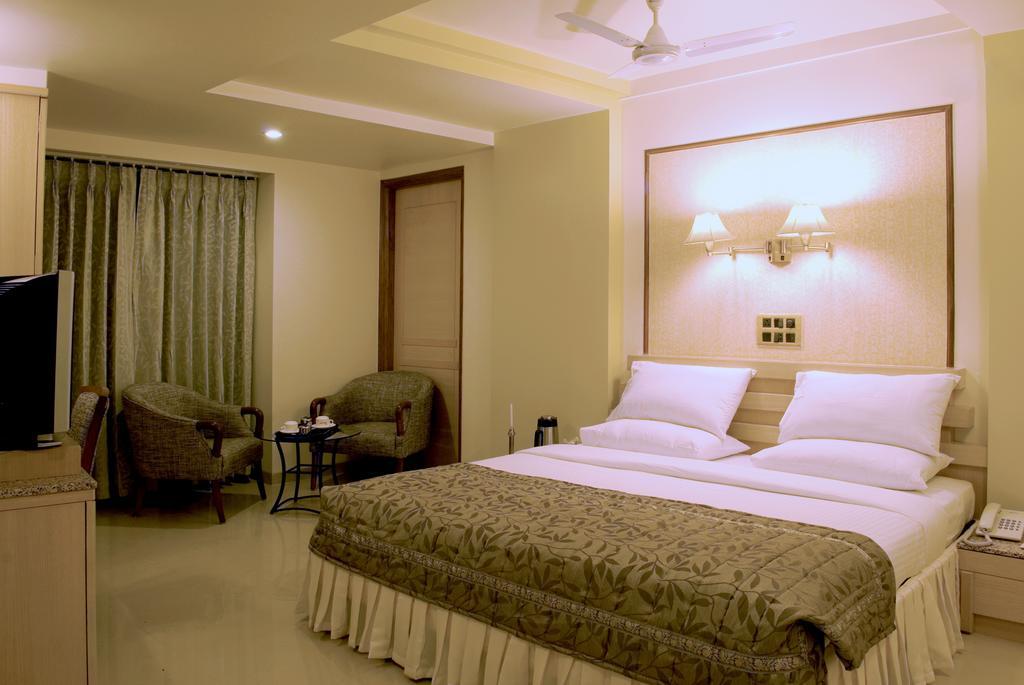 Hotel Deccan Royaale, Shivajinagar Pune Chambre photo